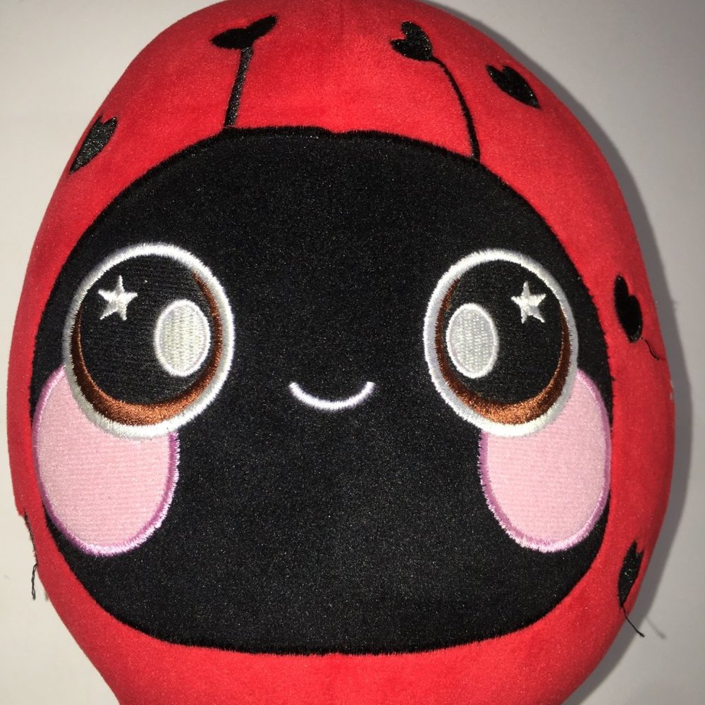 Squishamals Lainey Ladybug 10" Plush